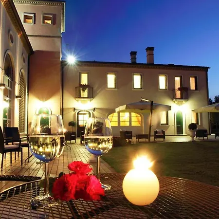 Ca Rocca Relais Hotel 3*