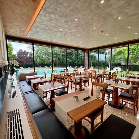 Ca Rocca Relais Szálloda 3*