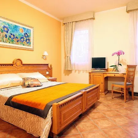 Ca Rocca Relais Szálloda